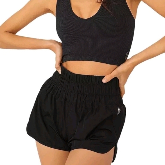 FREE PEOPLE MOVEMENT The Way Home High Rise Activewear Shorts Black Women Size M - Picture 1 of 9